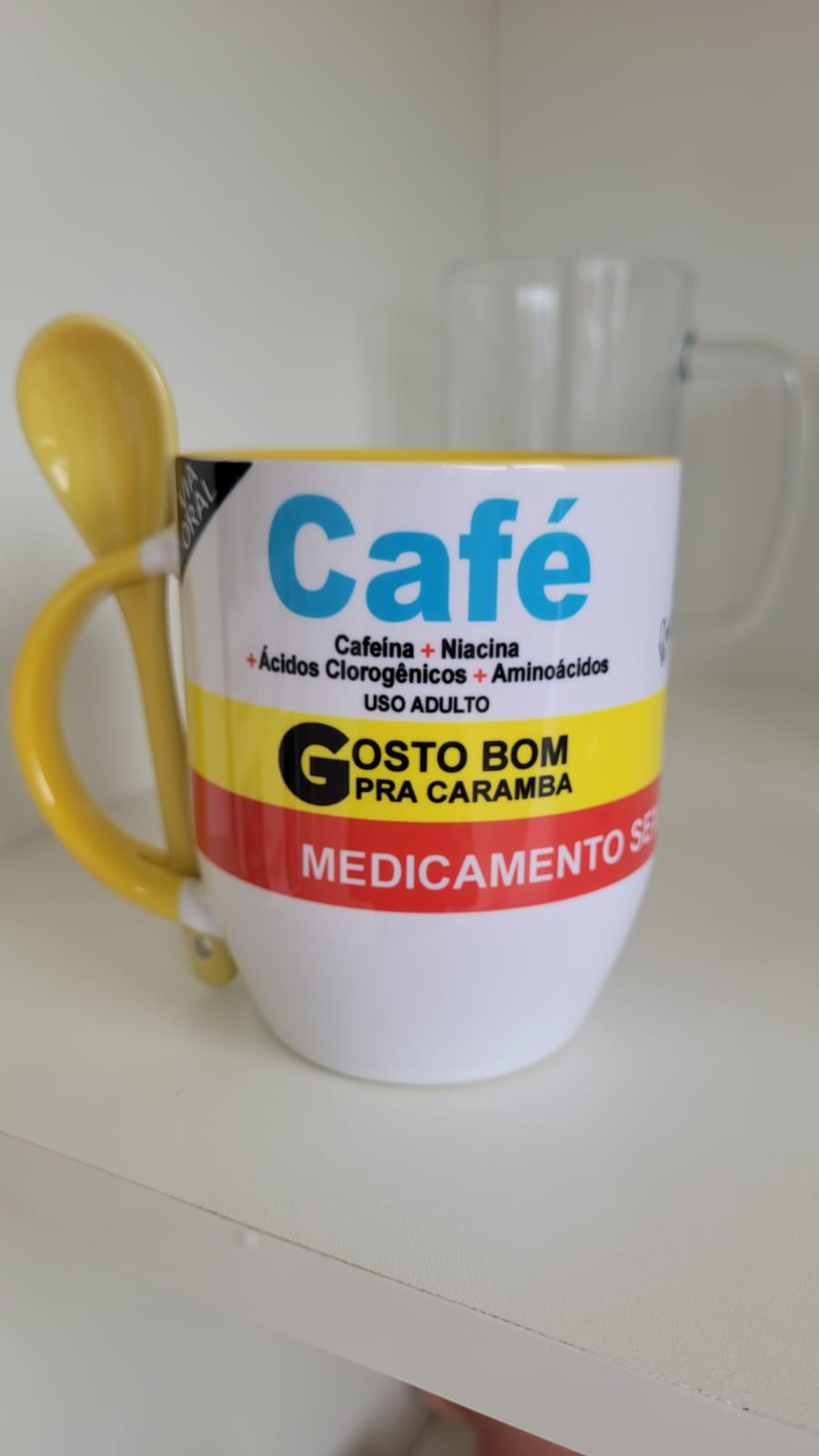 Caneca de cerâmica branca com colher, alça e interior coloridos PERSONALIZADA - Imagem 8