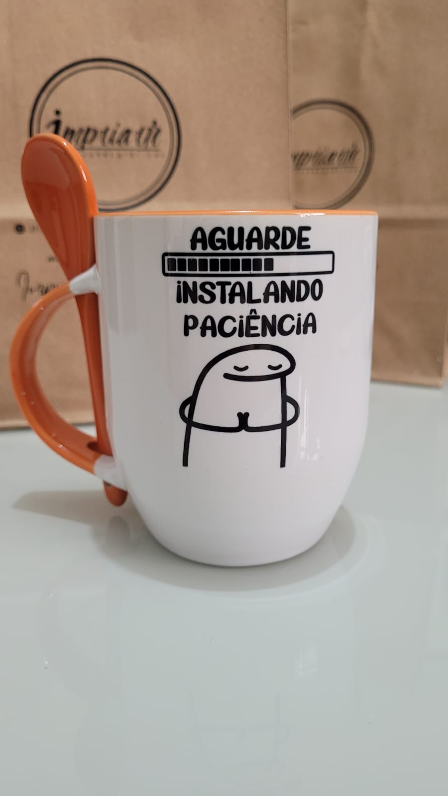 Caneca de cerâmica branca com colher, alça e interior coloridos PERSONALIZADA - Imagem 13